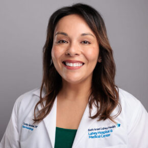 Cindy Sershen Headshot Professional