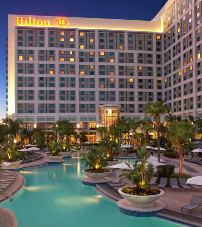 Hilton Hotel and Pool Image